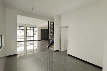 Semi D @ Setia Tropika (Palymra Sanctuary) 40ft x 90ft