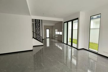 Semi D @ Setia Tropika (Palymra Sanctuary) 40ft x 90ft