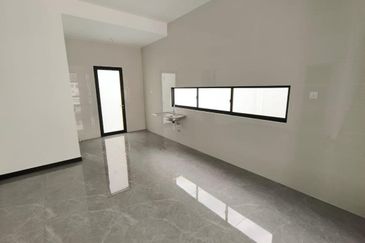 Semi D @ Setia Tropika (Palymra Sanctuary) 40ft x 90ft