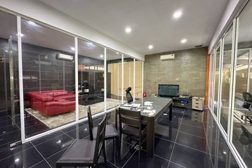 Nusa Cemerlang Industrial Park