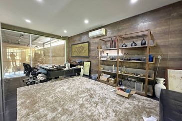 Nusa Cemerlang Industrial Park