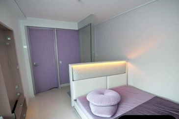 Strategik Lokasi,Mampu milik dan 10 min jalan kaki ke LRT station,Pangsapuri Lotus@Puchong