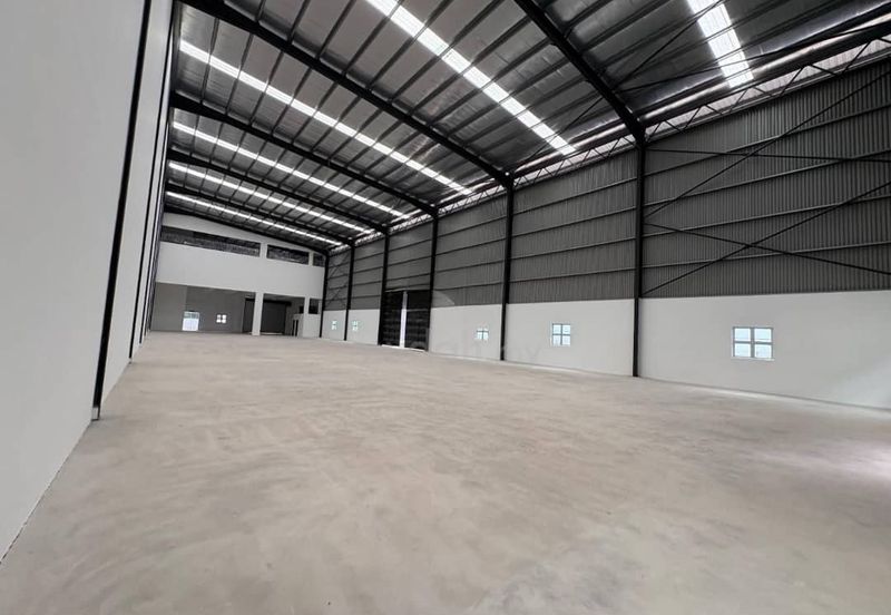 MERU, SUNGAI PULOH | STRATEGIC LOCATION | 2 STY SEMI D WITH LIFT | FOR SALE