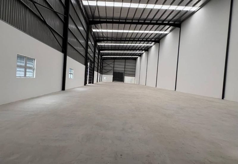 MERU, SUNGAI PULOH | STRATEGIC LOCATION | 2 STY SEMI D WITH LIFT | FOR SALE