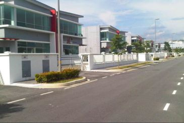 Surian Industrial Park