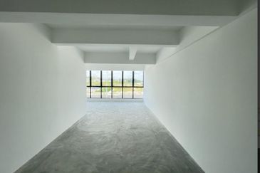 Elmina Business Park