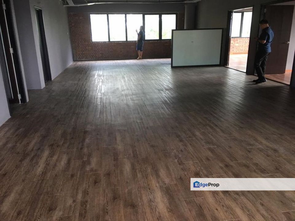 PUCHONG INDUSTRIAL PARK | 4 STAR SEMI D LUXURY | BU 13,842SF | FOR RENT, Selangor, Puchong