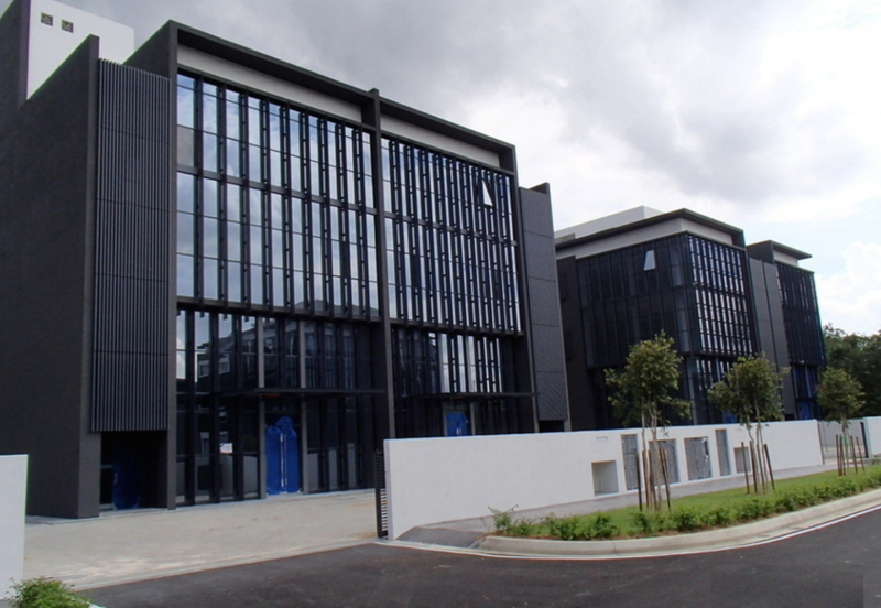 3 Storey Semi-D Factory at Omni 01, Kota Damansara For Rent