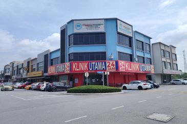 Triana @ Tropicana Amans