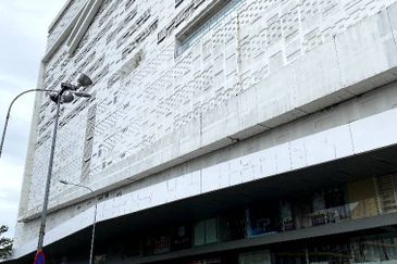 Kenanga Wholesale City