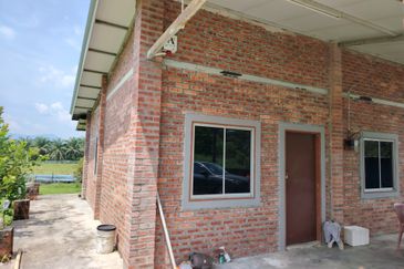 Pekan Ulu Yam (Lama)