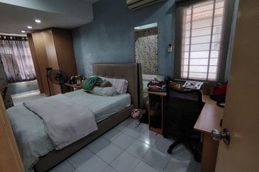 Jalan Spektrum U16 @ Taman Bukit Subang