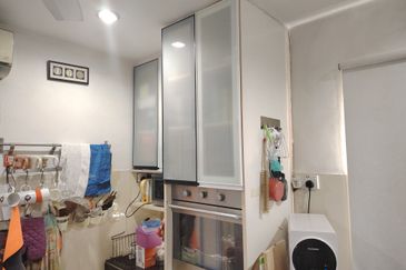 Jalan Spektrum U16 @ Taman Bukit Subang