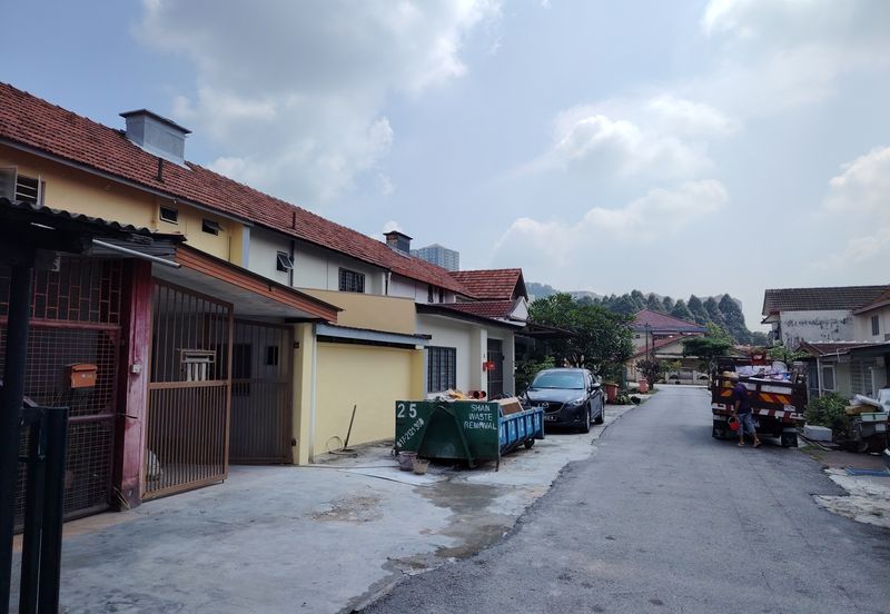 Seksyen 1A Petaling Jaya 2 Storey Terrace House