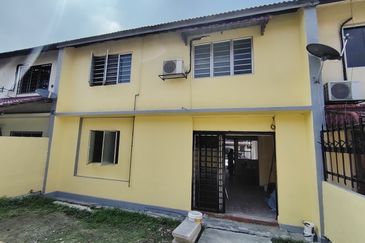 Seksyen 1A Petaling Jaya 2 Storey Terrace House