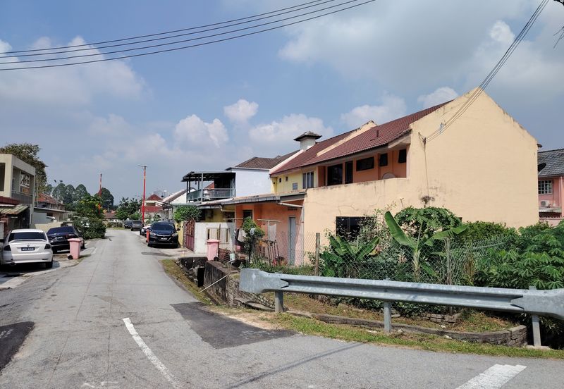 Seksyen 1A Petaling Jaya 2 Storey Terrace House