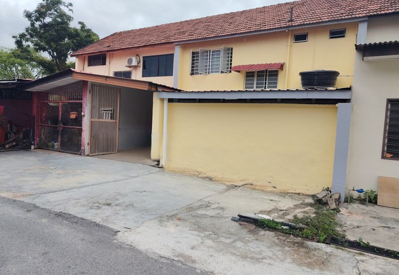 Seksyen 1A Petaling Jaya 2 Storey Terrace House