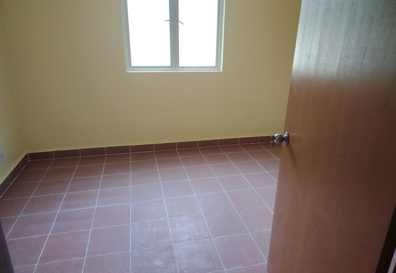 Seksyen 1A Petaling Jaya 2 Storey Terrace House