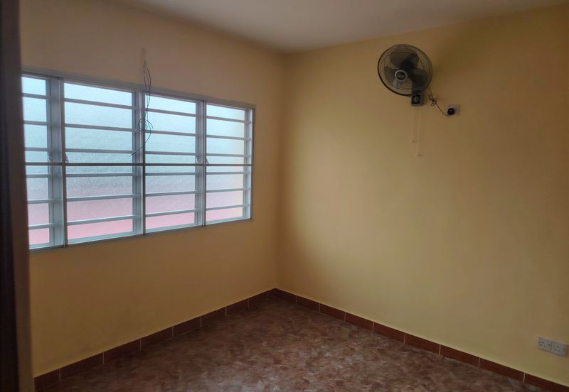 Seksyen 1A Petaling Jaya 2 Storey Terrace House