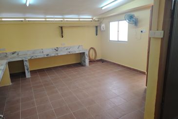 Seksyen 1A Petaling Jaya 2 Storey Terrace House