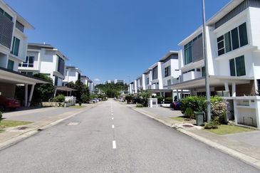 Jacaranda Garden Residence