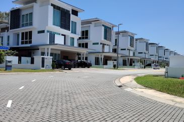 Jacaranda Garden Residence