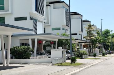 Jacaranda Garden Residence