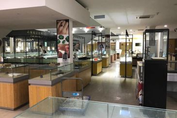 Spring Crest Industrial Park