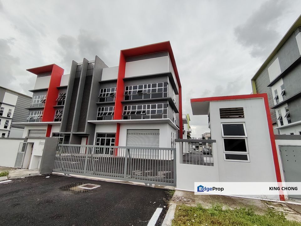 Puchong Perdana, Meranti Jaya 3 Storey Semi-D with lift, Selangor, Puchong