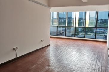 Elmina Business Park