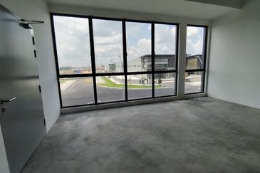 Elmina Business Park