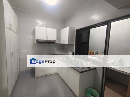 Renovated unit with kitchen cabinet Aircond and covered carpark, Kuala Lumpur, Setapak