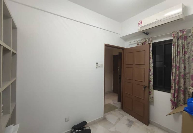 La Villas Condominium