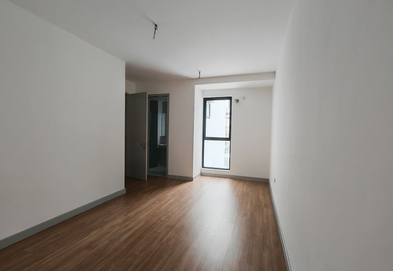 East 57 (Residensi Laman Timur)