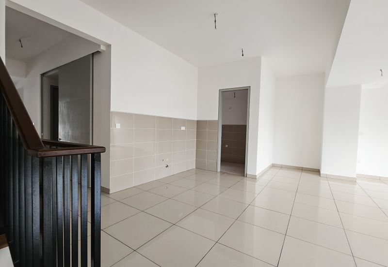 East 57 (Residensi Laman Timur)