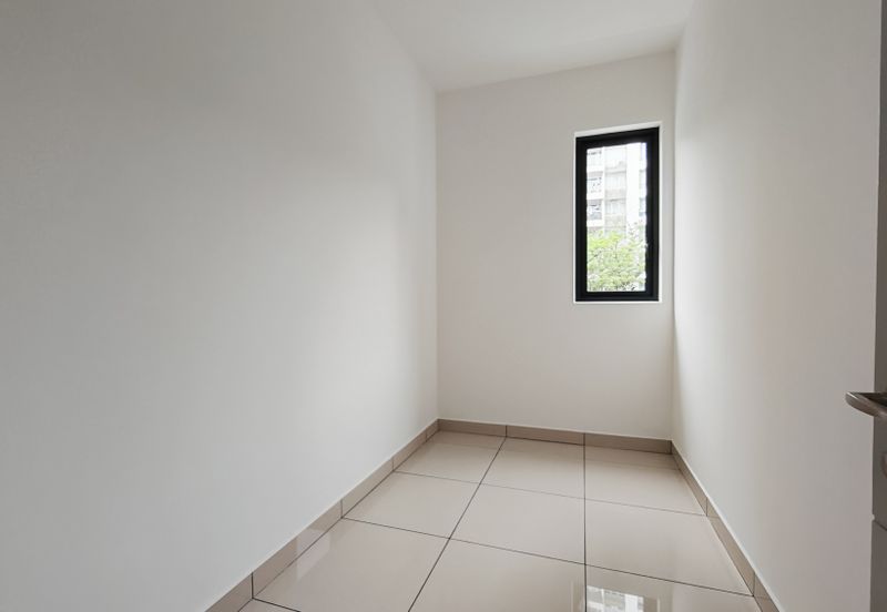 East 57 (Residensi Laman Timur)