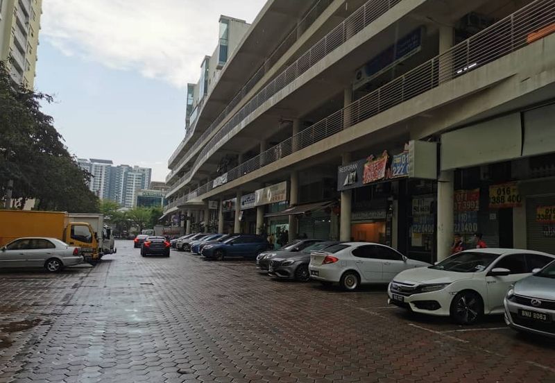 Platinum Mondrian (Pv128)