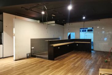 Platinum Mondrian (Pv128)