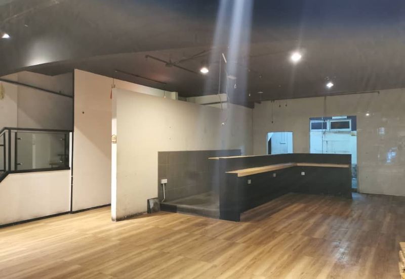 Platinum Mondrian (Pv128)