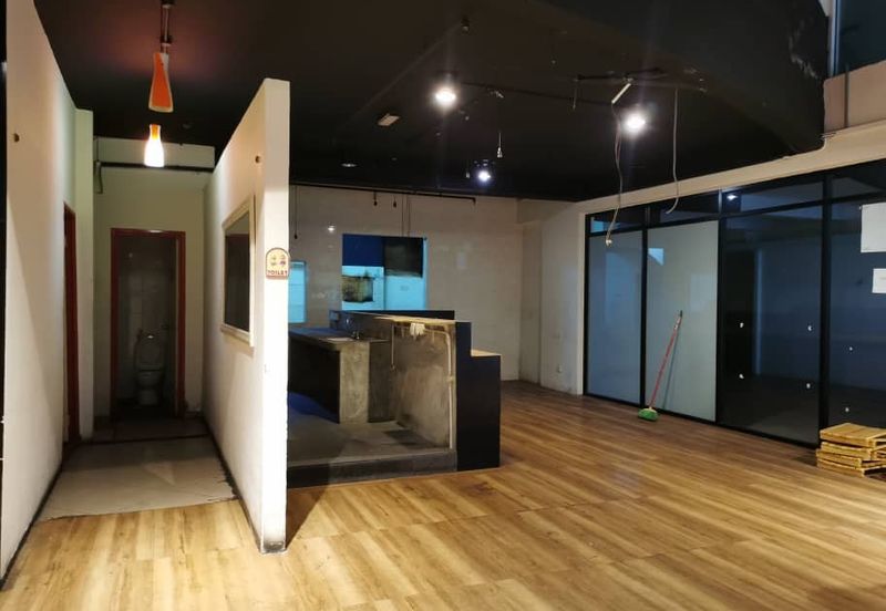 Platinum Mondrian (Pv128)