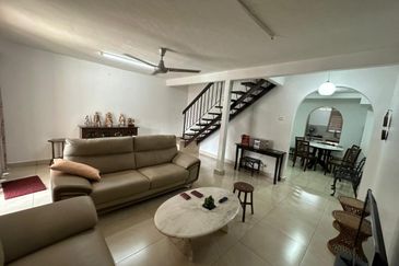 Taman Melawati 2 Sty Freehold Terrace Renovated