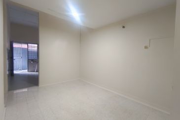 Taman Melawati (Newly renovated)  Single Storey walking distance to shop