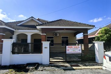 TAMAN SELESA (TAMAN MURNI) - PENDANG