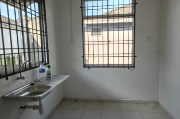 TAMAN SELESA (TAMAN MURNI) - PENDANG