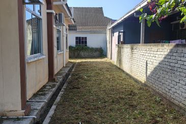 TAMAN SELESA (TAMAN MURNI) - PENDANG