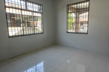 TAMAN SELESA (TAMAN MURNI) - PENDANG