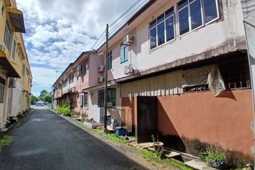 TAMAN MERGONG JAYA (FASA 1)