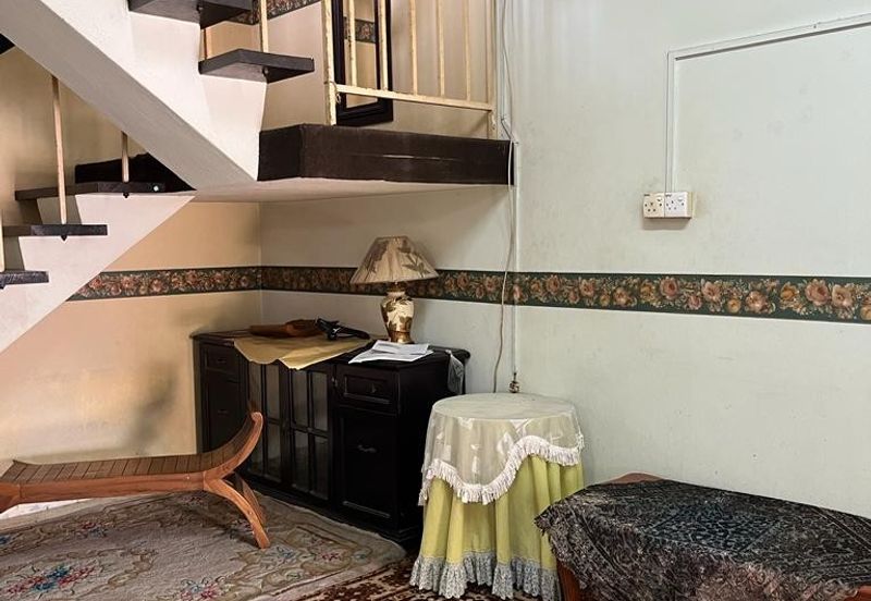 Taman Teratai Jingga