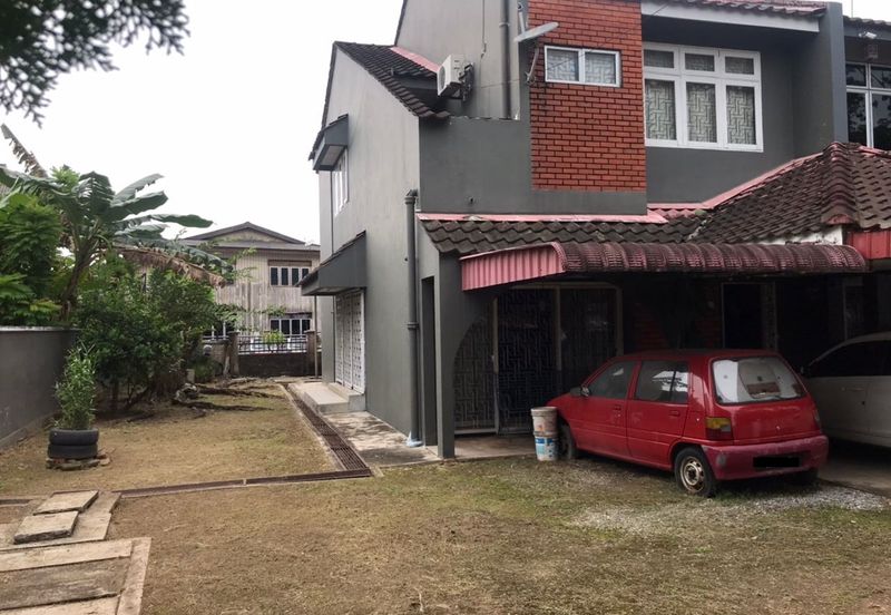 Taman Teratai Jingga