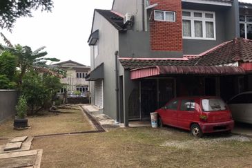 Taman Teratai Jingga